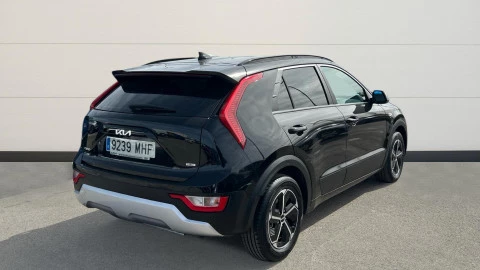 Kia Niro 1.6 GDi HEV 104kW (141CV) Concept