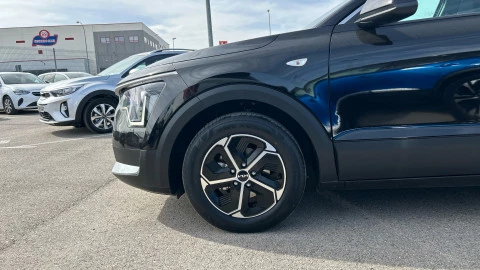 Kia Niro 1.6 GDi HEV 104kW (141CV) Concept