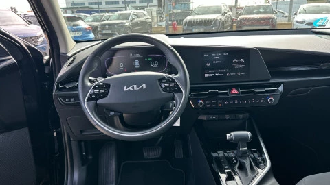 Kia Niro 1.6 GDi HEV 104kW (141CV) Concept