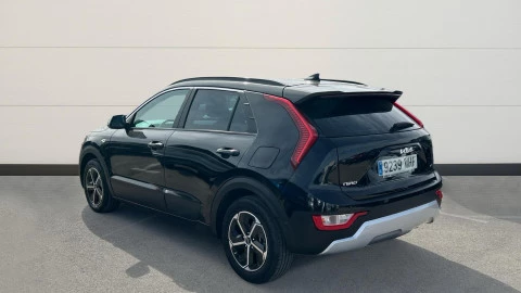 Kia Niro 1.6 GDi HEV 104kW (141CV) Concept