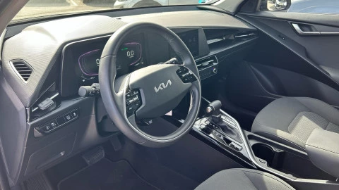 Kia Niro 1.6 GDi HEV 104kW (141CV) Concept