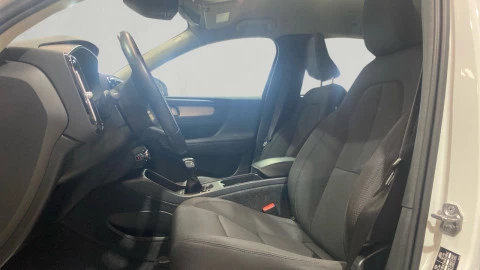 Volvo XC40 1.5 T3 Momentum Pro