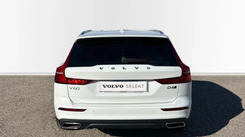 Volvo V60 Cross Country 2.0 D4 AUTO AWD