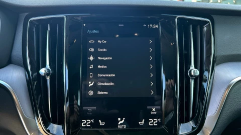 Volvo V60 Cross Country 2.0 D4 AUTO AWD