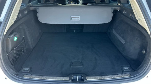 Volvo V60 Cross Country 2.0 D4 AUTO AWD