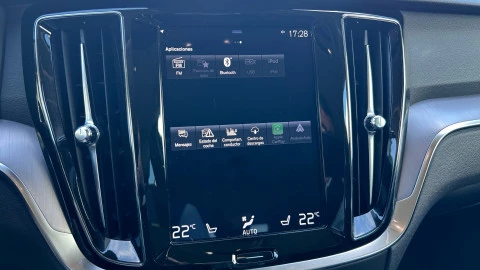 Volvo V60 Cross Country 2.0 D4 AUTO AWD