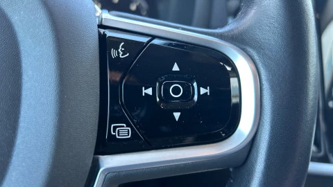 Volvo V60 Cross Country 2.0 D4 AUTO AWD