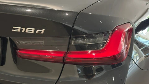 BMW Serie 3 318 d M Sport