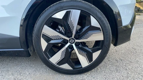 Renault Megane E-Tech Techno 160kW (220CV) autonomía confort