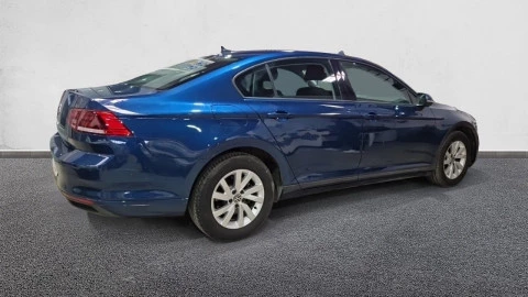 Volkswagen Passat Business 2.0 TDI 90kW (122CV) DSG