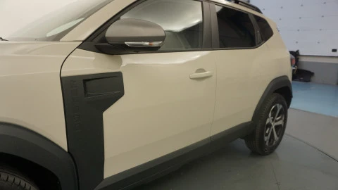 Dacia Duster Journey hybrid 155