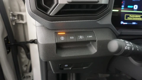 Dacia Duster Journey hybrid 155