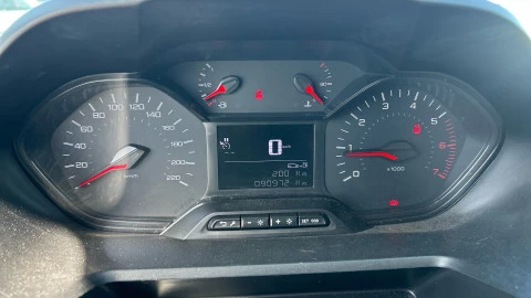 Peugeot Partner Standard 600kg BlueHDi 73kW