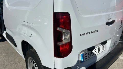 Peugeot Partner Standard 600kg BlueHDi 73kW