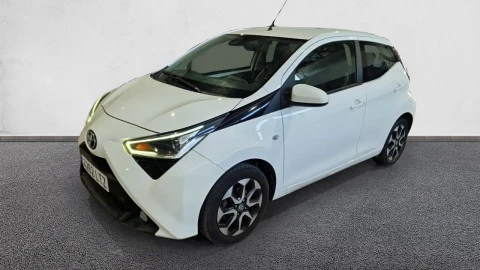 Toyota Aygo 1.0 70 x-play