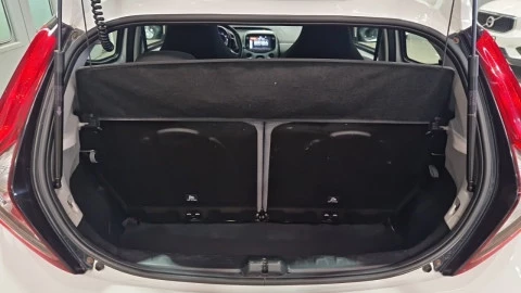 Toyota Aygo 1.0 70 x-play