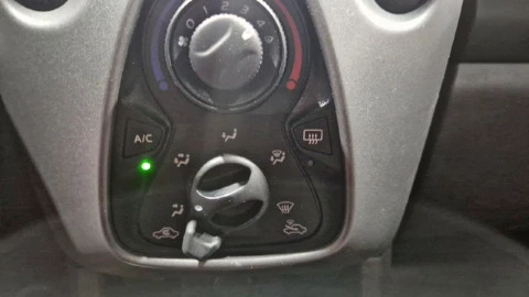 Toyota Aygo 1.0 70 x-play