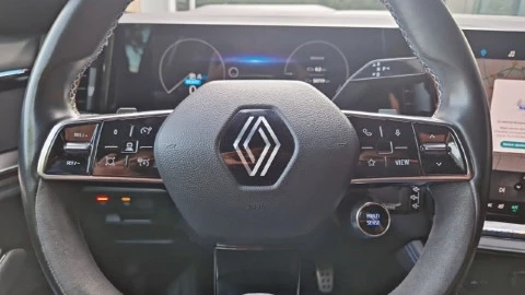 Renault Austral Iconic Esprit Alpine E-Tech F Hybr 147kW