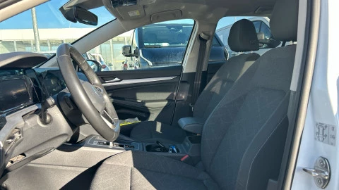 Volkswagen Golf Life 1.0 eTSI 81kW (110CV) DSG