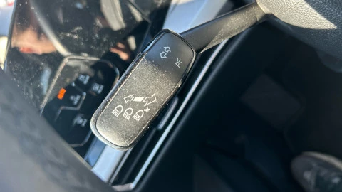 Volkswagen Golf Life 1.0 eTSI 81kW (110CV) DSG