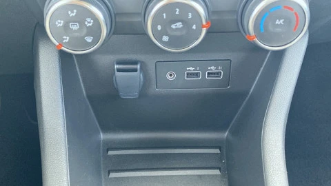 Renault Clio evolution Eco-G 100cv (74kW)
