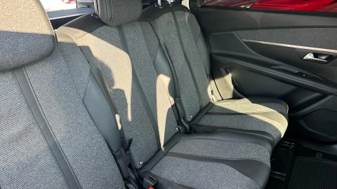 Peugeot 5008 Allure 1.5L BlueHDi 96kW (130CV) S&S