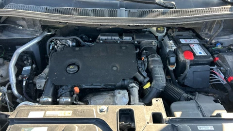 Peugeot 5008 Allure 1.5L BlueHDi 96kW (130CV) S&S