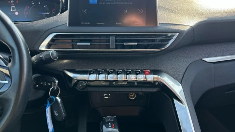 Peugeot 5008 Allure 1.5L BlueHDi 96kW (130CV) S&S