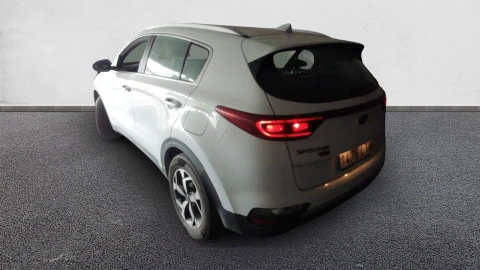 Kia Sportage 1.6 MHEV Business 100kW (136CV) 4x4
