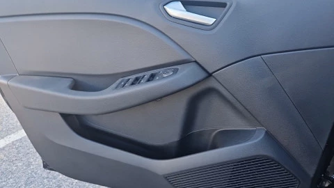 Renault Clio Evolution TCe 90 (67kw)