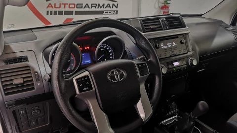 Toyota Land Cruiser 2.8 D-4D GX