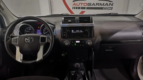 Toyota Land Cruiser 2.8 D-4D GX