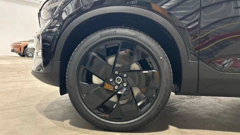 Volvo XC40 B3 G Black Edition+ Auto 120 kW (163 CV)