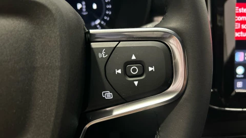 Volvo XC40 B3 G Black Edition+ Auto 120 kW (163 CV)