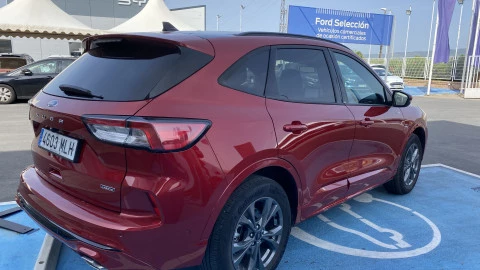 Ford Kuga ST-Line 2.5 Duratec PHEV 165kW Auto