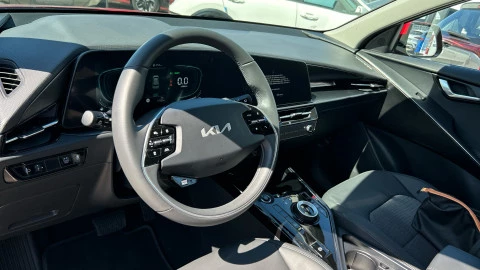 Kia Niro 1.6 GDi HEV 95kW (129CV) Drive