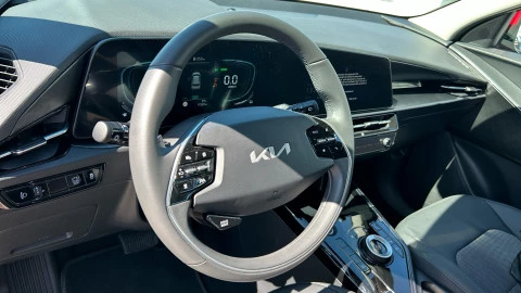 Kia Niro 1.6 GDi HEV 95kW (129CV) Drive