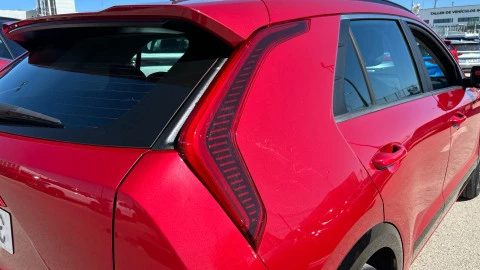 Kia Niro 1.6 GDi HEV 95kW (129CV) Drive