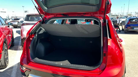 Kia Niro 1.6 GDi HEV 95kW (129CV) Drive