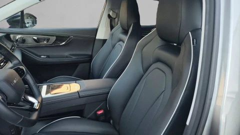 Omoda 5 MY25 - Premium 1.6 TGDI 108kW (145cv)