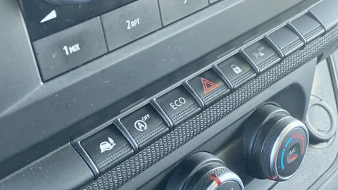 Renault Trafic Furgón L1H1 Blue dCi 96 Kw (130 CV) CUA