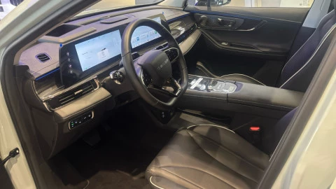 Omoda C5 2WD Premium