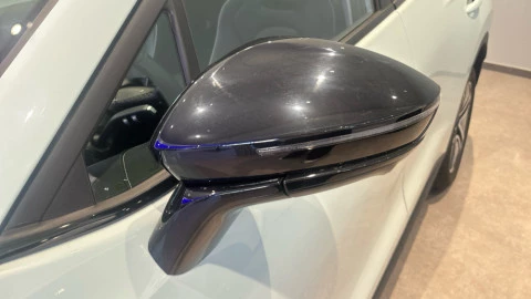 Omoda C5 2WD PREMIUM Omoda C5 2WD PREMIUM