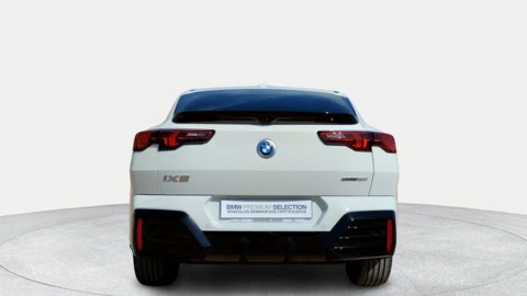BMW iX2 eDrive20