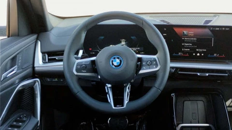 BMW iX2 eDrive20