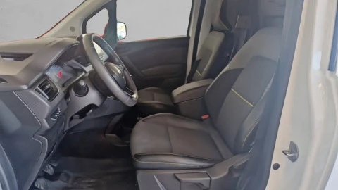 Renault Kangoo Furgón L1 1.5 Blue dCi 70kW Ábr. Sésamo por Ren