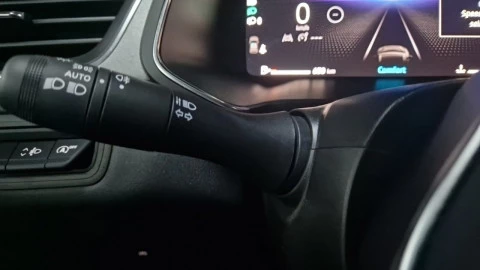 Renault Captur techno Eco-G 100cv (74 kW)