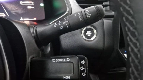 Renault Captur techno Eco-G 100cv (74 kW)