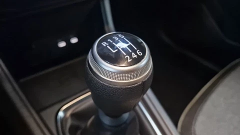 Renault Captur techno Eco-G 100cv (74 kW)