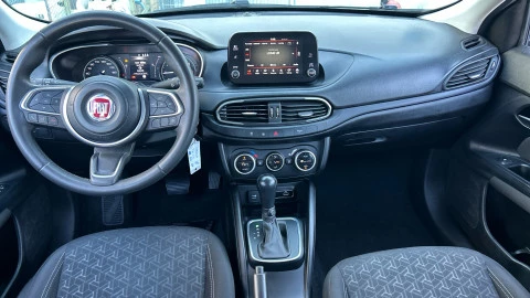 Fiat Tipo Cross 1.5 Hybrid 97kW (130CV) DCT